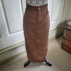 Cider High-Waist Corduroy Midi Pencil Skirt In Brown With a Front Slit. Size L